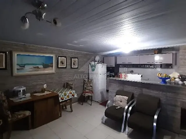 Sobrado com 125m² 5 quartos e 4 banheiros, à venda, no bairro Parque das Américas em Mauá