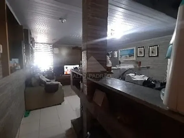 Sobrado com 125m² 5 quartos e 4 banheiros, à venda, no bairro Parque das Américas em Mauá