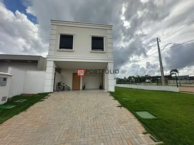 Sobrado com 375m² 3 quartos e 4 banheiros, à venda, no bairro Residencial Jardins Lyon em Aparecida de Goiânia