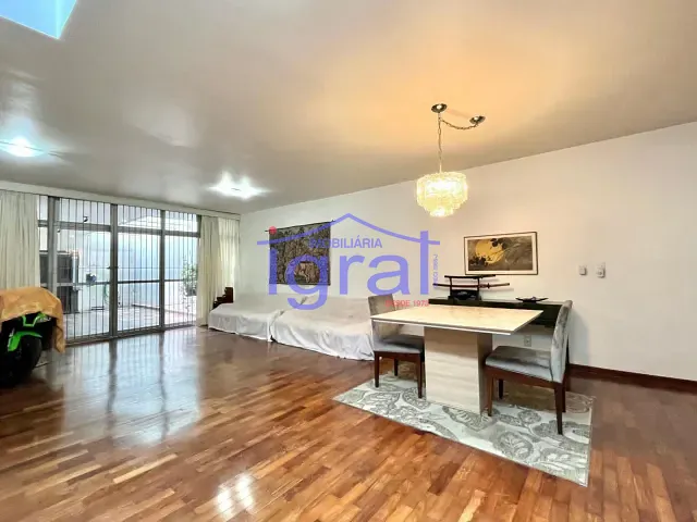 Sobrado com 410m² 4 quartos e 7 banheiros, à venda ou para alugar, no bairro Vila Parque Jabaquara em São Paulo