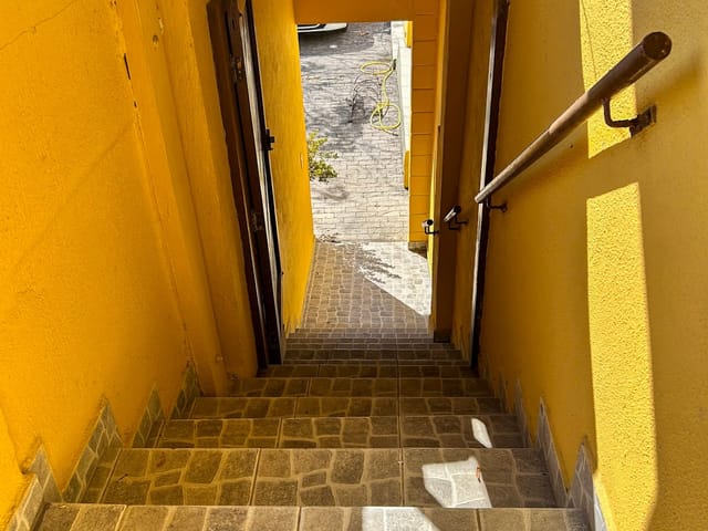 Sobrado 1 quarto e 2 banheiros, à venda, no bairro Rio da Praia em Bertioga