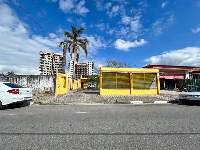 Sobrado 1 quarto e 2 banheiros, à venda, no bairro Rio da Praia em Bertioga