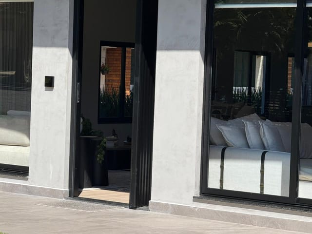 Sobrado com 360m² 3 quartos e 4 banheiros, à venda, no bairro Centro em Porto Belo