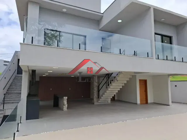 Sobrado com 520m² 3 quartos e 2 banheiros, à venda, no bairro Mirante dos Ipês em Salto