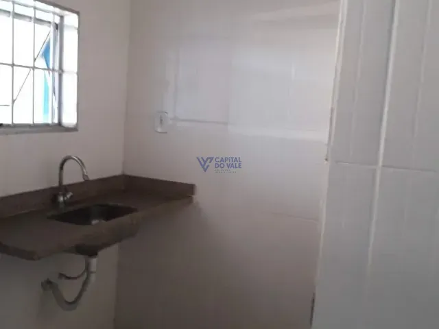 Sobrado com 174m² 3 quartos e 2 banheiros, à venda, no bairro Vila Hepacare em Lorena