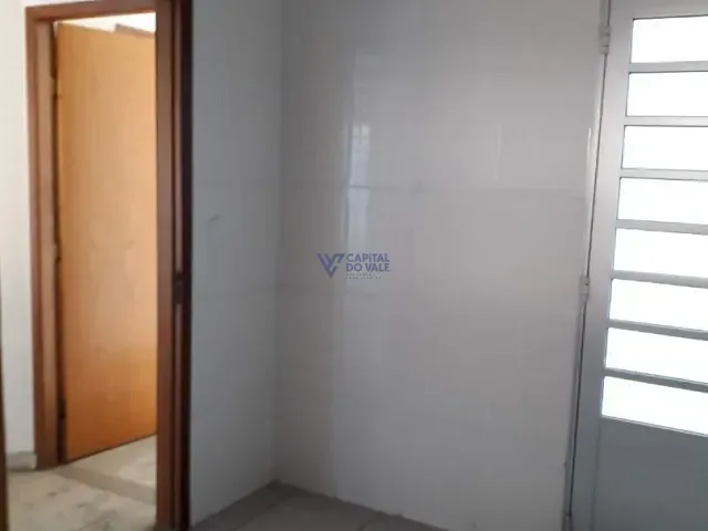 Sobrado com 174m² 3 quartos e 2 banheiros, à venda, no bairro Vila Hepacare em Lorena