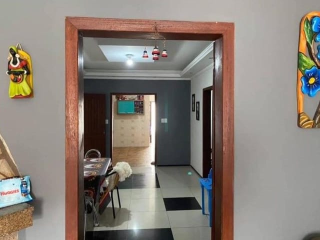 Casa com 300m² 4 quartos e 2 banheiros, à venda, no bairro Fragata em Pelotas
