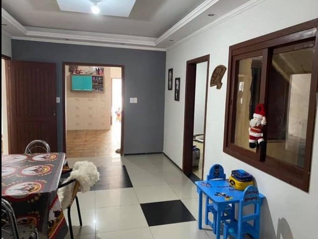 Casa com 300m² 4 quartos e 2 banheiros, à venda, no bairro Fragata em Pelotas
