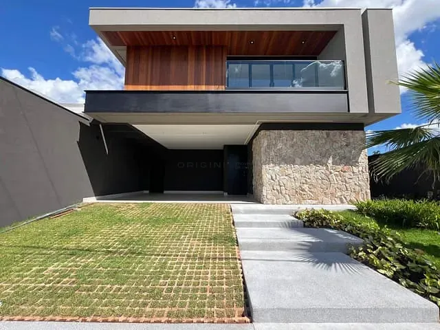 Sobrado com 360m² 5 quartos e 8 banheiros, à venda, no bairro Parque Residencial Damha IV em Campo Grande