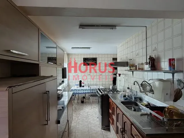Sobrado 3 quartos e 2 banheiros, à venda, no bairro Conjunto Habitacional Vila Nova Cachoeirinha em São Paulo