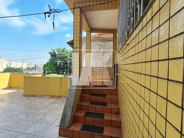 Sobrado com 318m² 3 quartos e 2 banheiros, à venda, no bairro Vila Palmares em Santo André