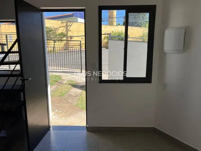 Sobrado 1 quarto e 2 banheiros, à venda, no bairro Jardim Piazza di Roma em Sorocaba