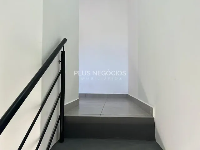 Sobrado 1 quarto e 2 banheiros, à venda, no bairro Jardim Piazza di Roma em Sorocaba