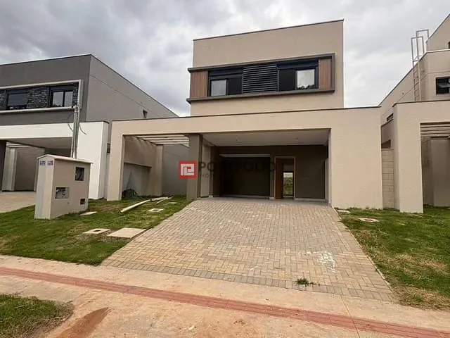 Sobrado 4 quartos e 5 banheiros, à venda, no bairro Residencial Jardins Lyon em Aparecida de Goiânia