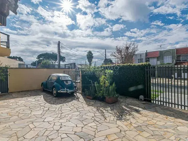 Sobrado com 179m² 3 quartos e 2 banheiros, à venda, no bairro Tarumã em Curitiba