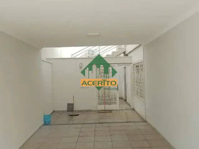 Sobrado com 228m² 4 quartos e 6 banheiros, à venda, no bairro Vila Mendonça em Araçatuba