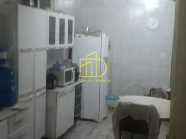 Sobrado com 120m² 3 quartos e 2 banheiros, à venda, no bairro Vila Barcelona em Sorocaba