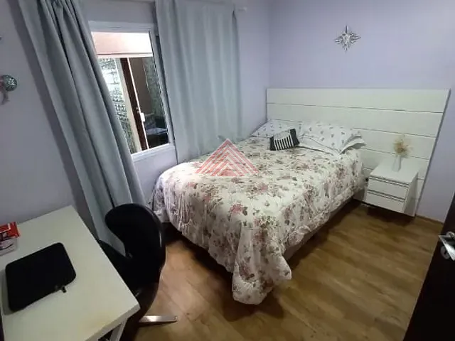 Sobrado com 182m² 3 quartos e 2 banheiros, à venda, no bairro Vila Magini em Mauá