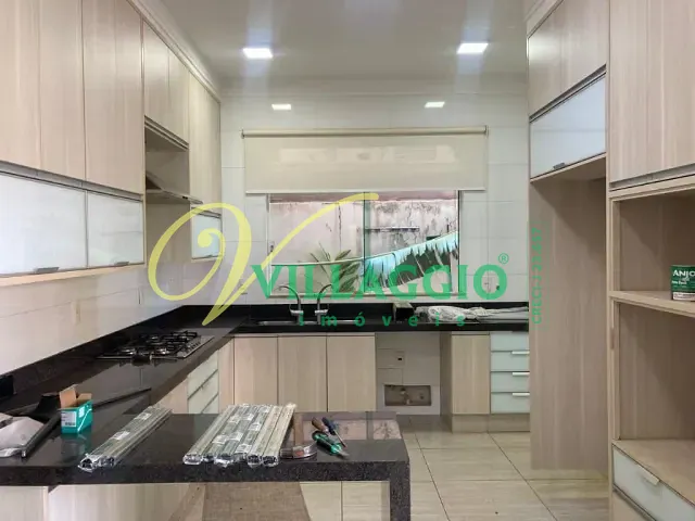 Sobrado com 480m² 3 quartos e 5 banheiros, à venda, no bairro Jardim Moyses Miguel Haddad, em São José do Rio Preto