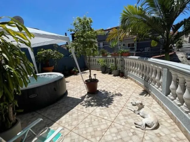 Sobrado 4 quartos e 4 banheiros, à venda, no bairro Jardim Las Vegas em Santo André