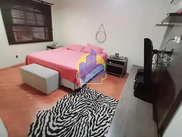 Sobrado com 156m² 3 quartos e 2 banheiros, à venda, no bairro Cipava em Osasco
