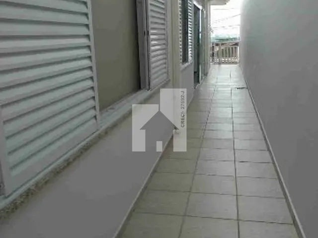 Sobrado com 190m² 3 quartos e 2 banheiros, à venda, no bairro Jardim Itália em Jundiaí