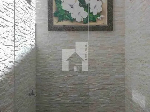 Sobrado com 190m² 3 quartos e 2 banheiros, à venda, no bairro Jardim Itália em Jundiaí