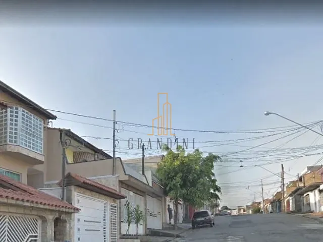 Sobrado com 200m² 3 quartos e 5 banheiros, à venda, no bairro Jardim Santo Antônio de Pádua em Santo André