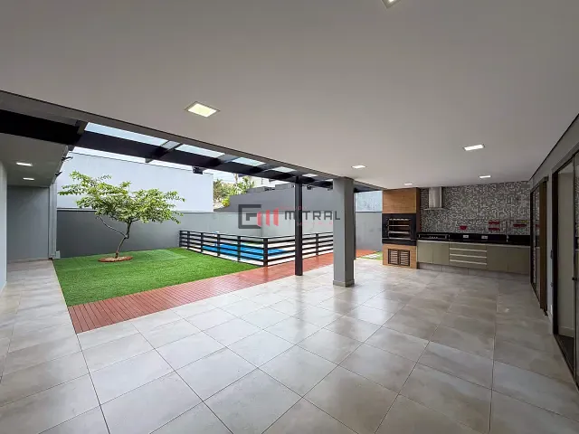 Sobrado com 501m² 5 quartos e 2 banheiros, à venda, no bairro Recanto do Salto em Londrina