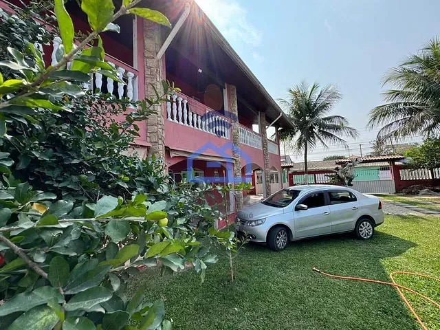 Sobrado com 500m² 4 quartos e 3 banheiros, à venda, no bairro Travessão em Caraguatatuba