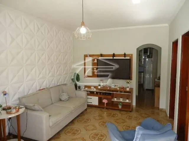 Sobrado com 256m² 5 quartos e 3 banheiros, à venda, no bairro Vila Nhocune em São Paulo