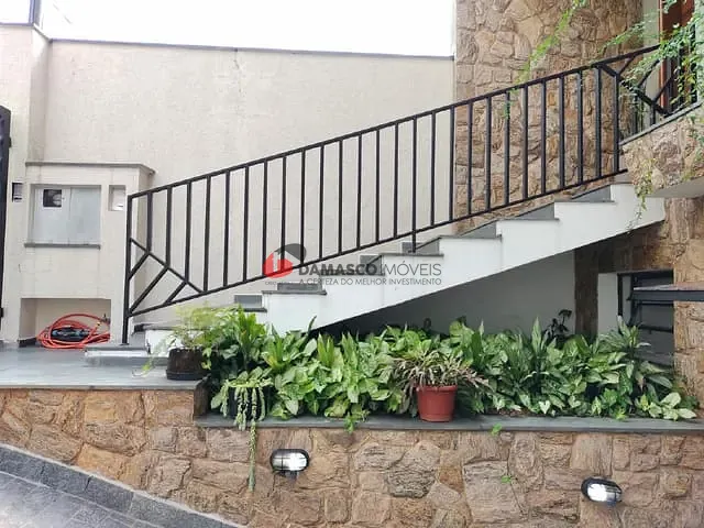 Sobrado com 257m² 3 quartos e 2 banheiros, à venda, no bairro Santa Maria em São Caetano do Sul