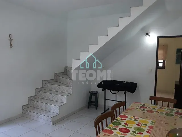 Sobrado com 427m² 3 quartos e 4 banheiros, à venda, no bairro Jardim Bom Jesus em Tremembé