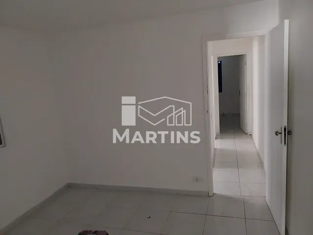 Sobrado com 125m² 4 quartos e 1 banheiro, à venda, no bairro Jardim Leônidas Moreira em São Paulo
