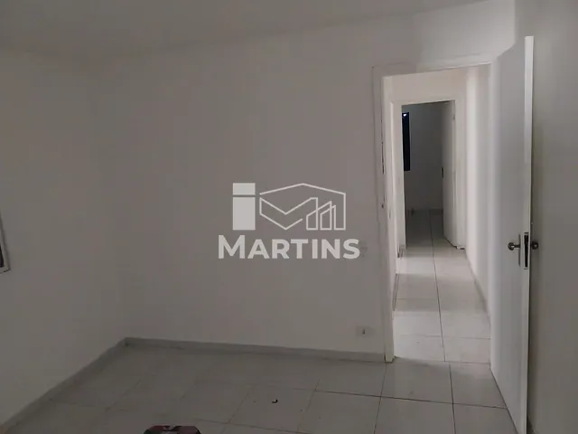 Sobrado com 125m² 4 quartos e 1 banheiro, à venda, no bairro Jardim Leônidas Moreira em São Paulo