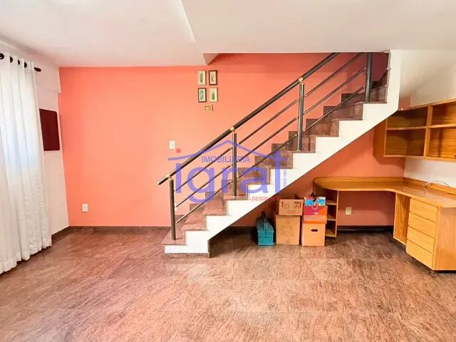 Sobrado 3 quartos e 2 banheiros, à venda, no bairro Vila Guarani (Z Sul) em São Paulo