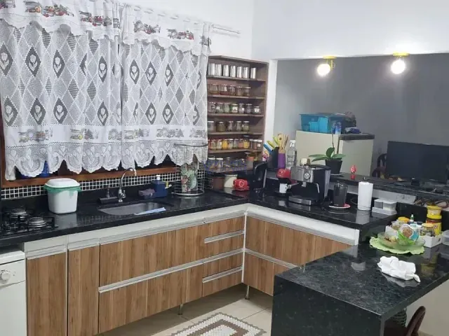 Sobrado com 125m² 3 quartos e 1 banheiro, à venda, no bairro Jardim Santa Inês em São José dos Campos