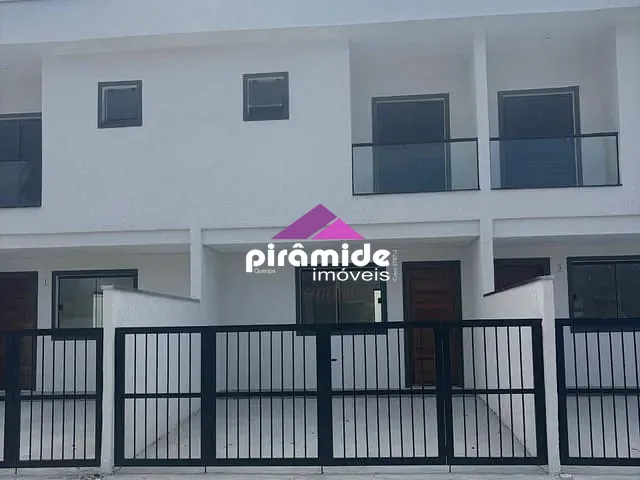 Sobrado com 77m² 2 quartos e 4 banheiros, à venda, no bairro Massaguaçu em Caraguatatuba