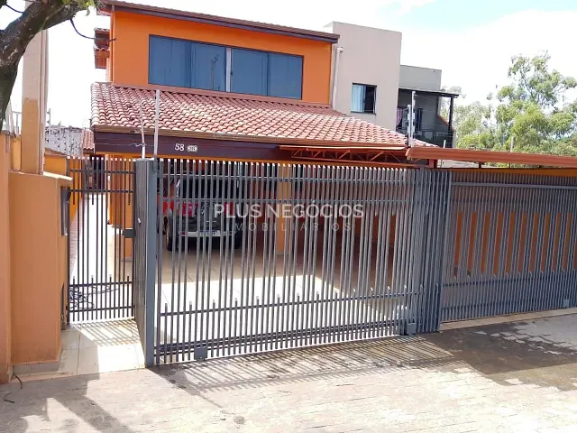 Sobrado com 263m² 4 quartos e 3 banheiros, à venda, no bairro Wanel Ville em Sorocaba