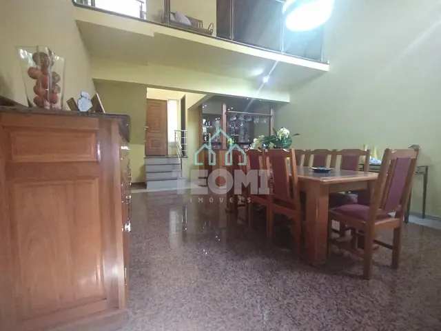 Sobrado com 278m² 3 quartos e 3 banheiros, à venda, no bairro Jardim das Nações em Taubaté