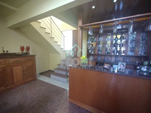 Sobrado com 278m² 3 quartos e 3 banheiros, à venda, no bairro Jardim das Nações em Taubaté