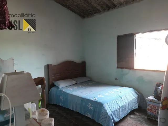 Sobrado com 104m² 2 quartos e 1 banheiro, à venda, no bairro Vila Menino Jesus em Caçapava