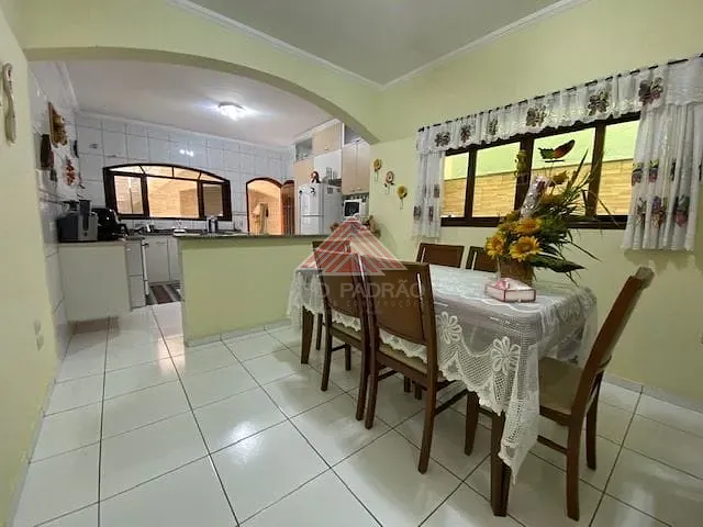 Sobrado com 125m² 3 quartos e 3 banheiros, à venda, no bairro Jardim Pedroso em Mauá