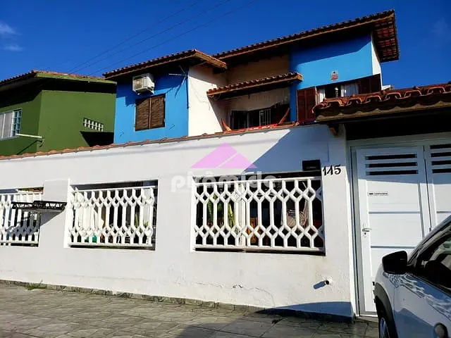 Sobrado com 281m² 4 quartos e 4 banheiros, à venda, no bairro Massaguaçu em Caraguatatuba