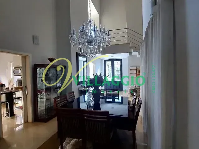 Sobrado com 300m² 3 quartos e 5 banheiros, à venda, no bairro Village Mirassol em Mirassol