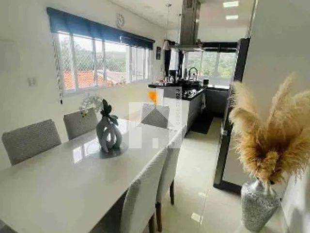 Sobrado com 125m² 3 quartos e 2 banheiros, à venda, no bairro Jardim Vera Regina em Campo Limpo Paulista