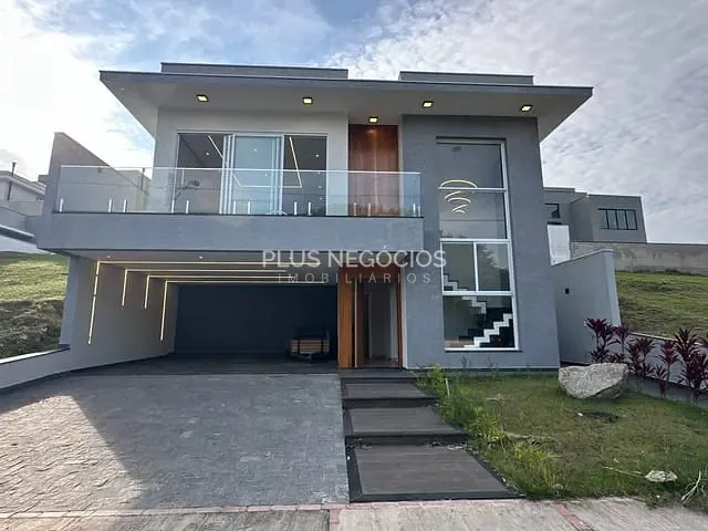 Sobrado com 307m² 3 quartos e 3 banheiros, à venda, no bairro Green Valley em Votorantim