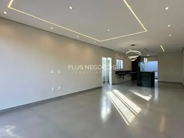 Sobrado com 307m² 3 quartos e 3 banheiros, à venda, no bairro Green Valley em Votorantim
