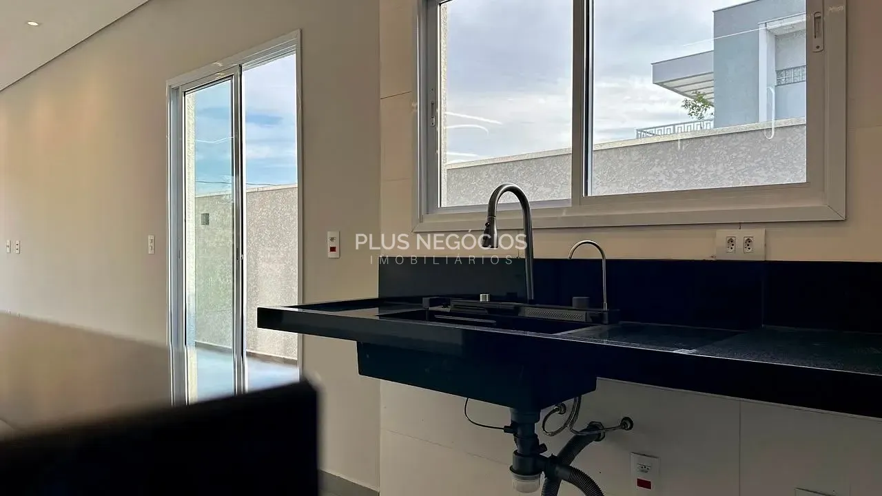 Sobrado, 3 quartos, 242 m² - Foto 8