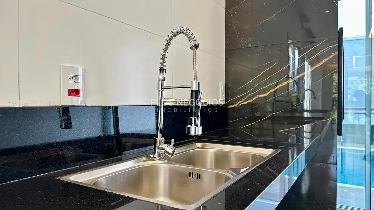 Sobrado, 3 quartos, 242 m² - Foto 17